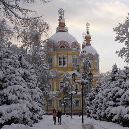 Nadezhda Apartments On Gogol Street 117-127 Almatý Exterior foto