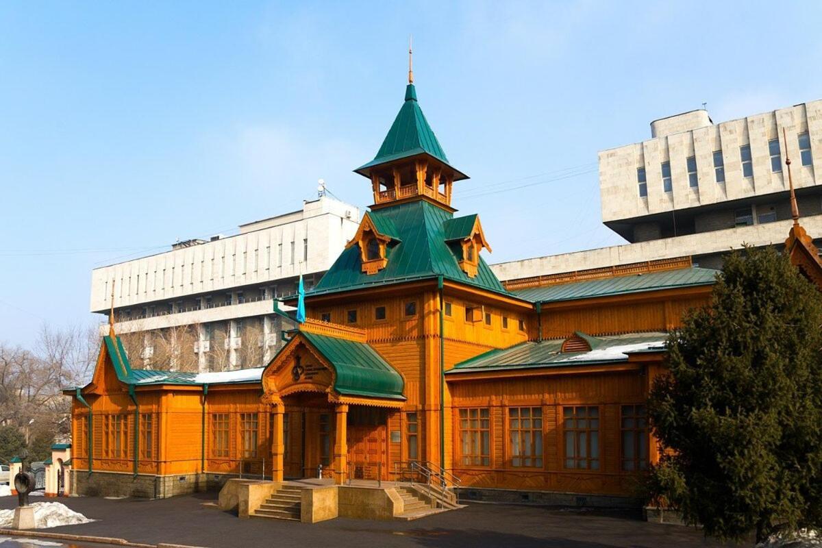 Nadezhda Apartments On Gogol Street 117-127 Almatý Exterior foto